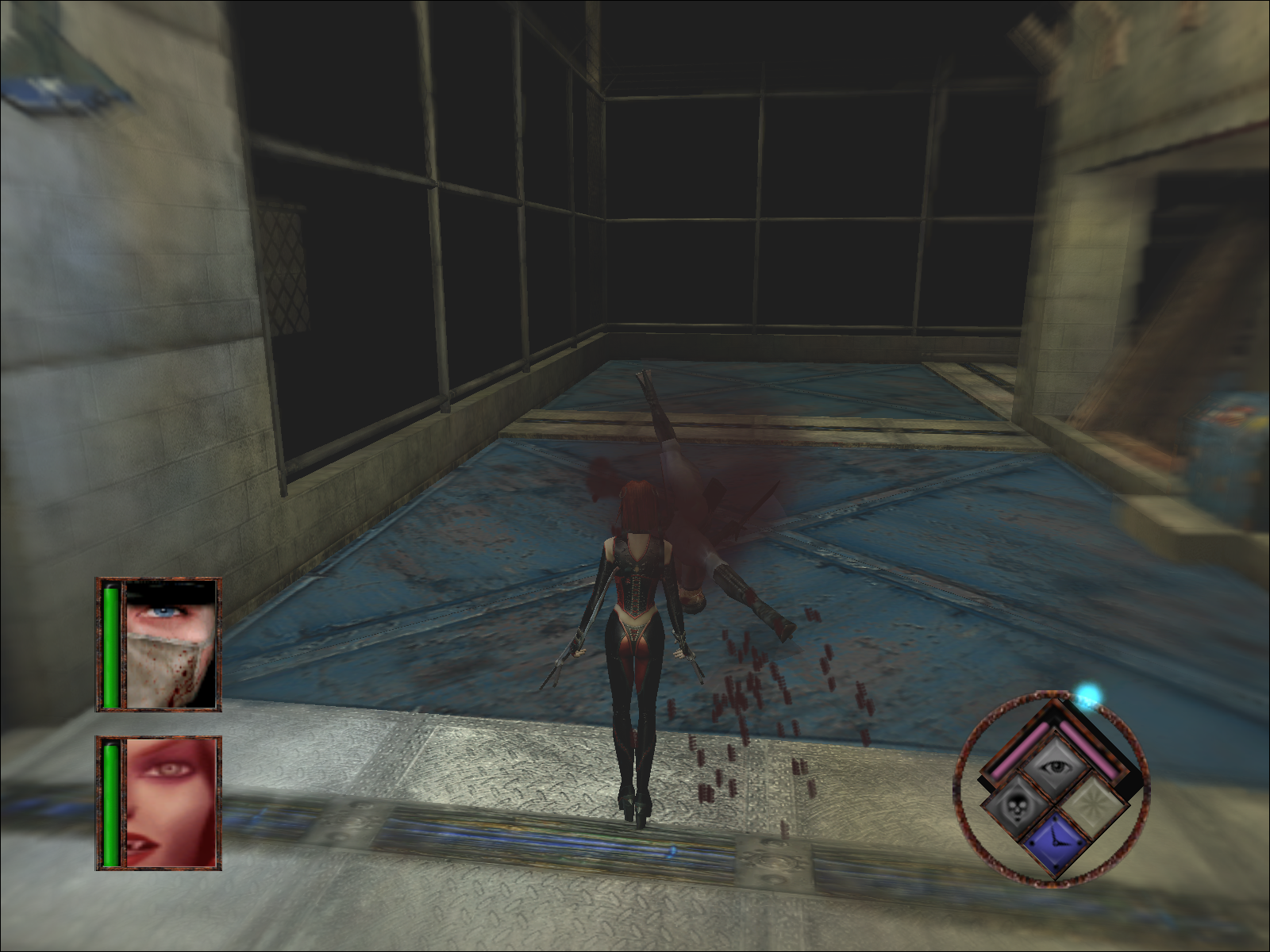 BloodRayne Враг провел мощную атаку против BloodRayne